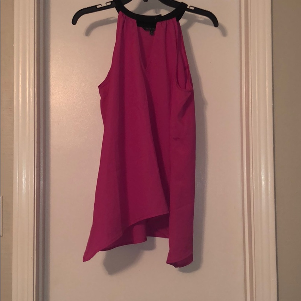 Key Hole Top - Picture 3 of 4